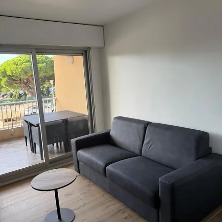 Apartmán Super Climatise Sur Le Port De *