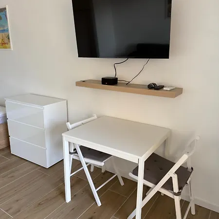Apartmán Super Climatise Sur Le Port De *