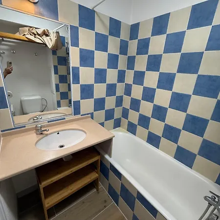 Apartment Super Climatise Sur Le Port De *