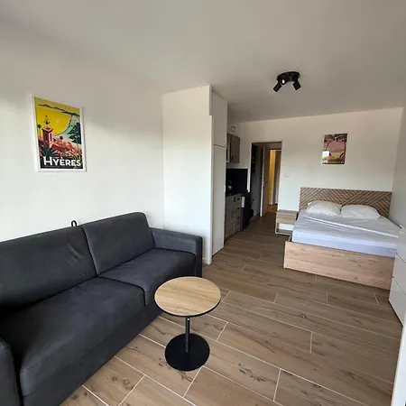 Apartment Super Climatise Sur Le Port De