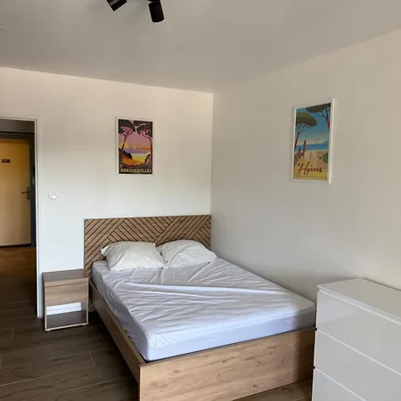 Apartament Super Climatise Sur Le Port De Hyères