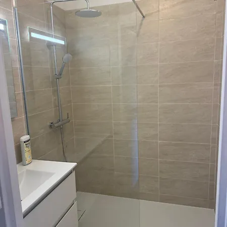 Lejlighed Super Climatise Sur Le Port De *