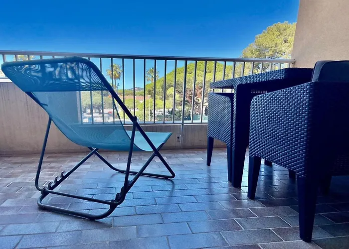 Super Climatise Sur Le Port De