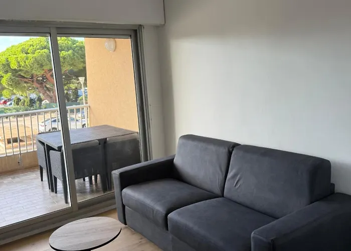 Apartment Super Climatise Sur Le Port De *