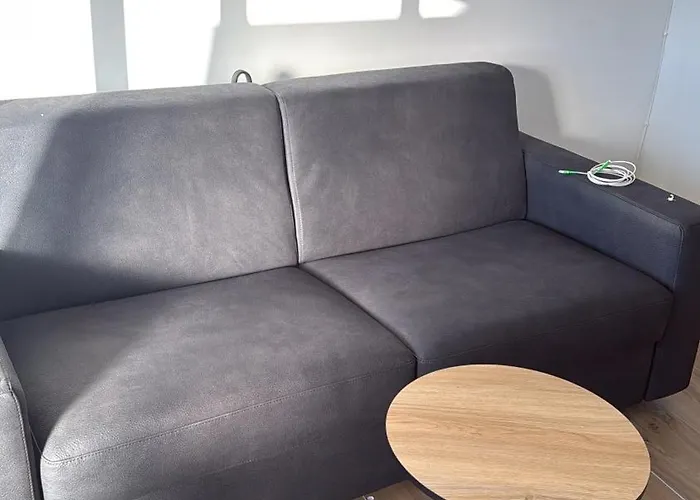 Super Climatise Sur Le Port De Hyères