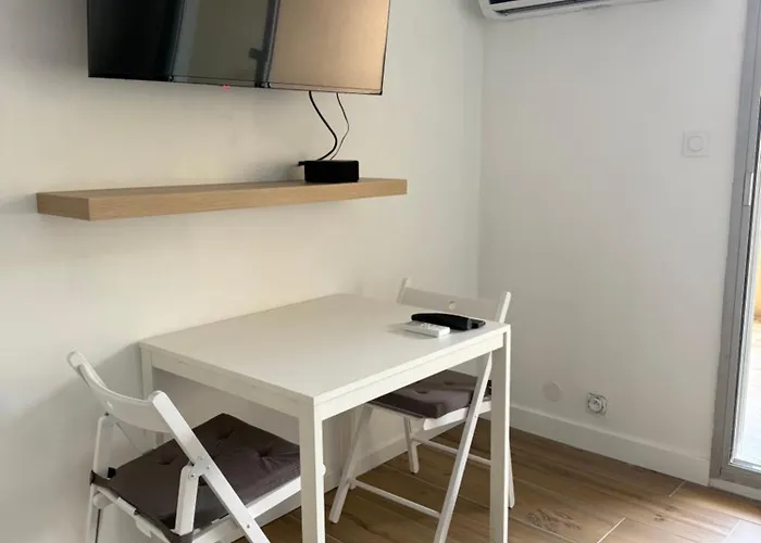 Super Climatise Sur Le Port De