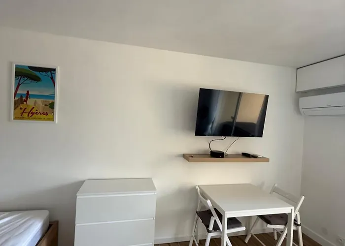 Super Climatise Sur Le Port De